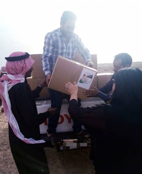 ملتقى سنديانة الاردن الثقافي يواصل برنامج توزيع الطرود الخيرية على الاسر العفيفة في معان