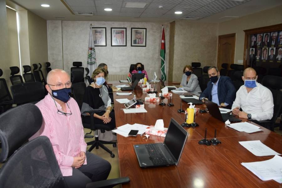 ابو حسان : صرف  766 الف دينار لـ 15 الف اسرة فرد من عمال المياومة خلال ايام