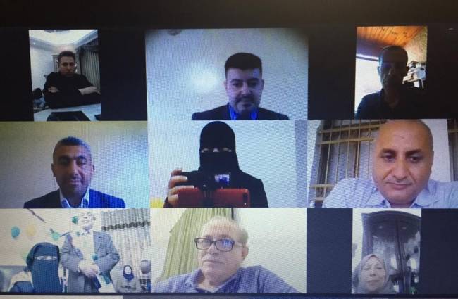 مناقشة رسالة ماجستير عن بعد في كلية العلوم التربوية بجامعة الإسراء