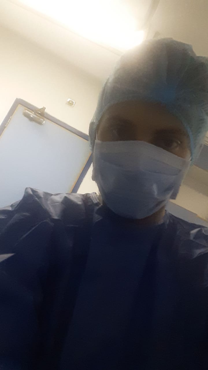 والد منذر عبيد صاحب اطول تجربة مع الكورونا : هذا ماحصل مع ابني وأطالب بدراسة حالته