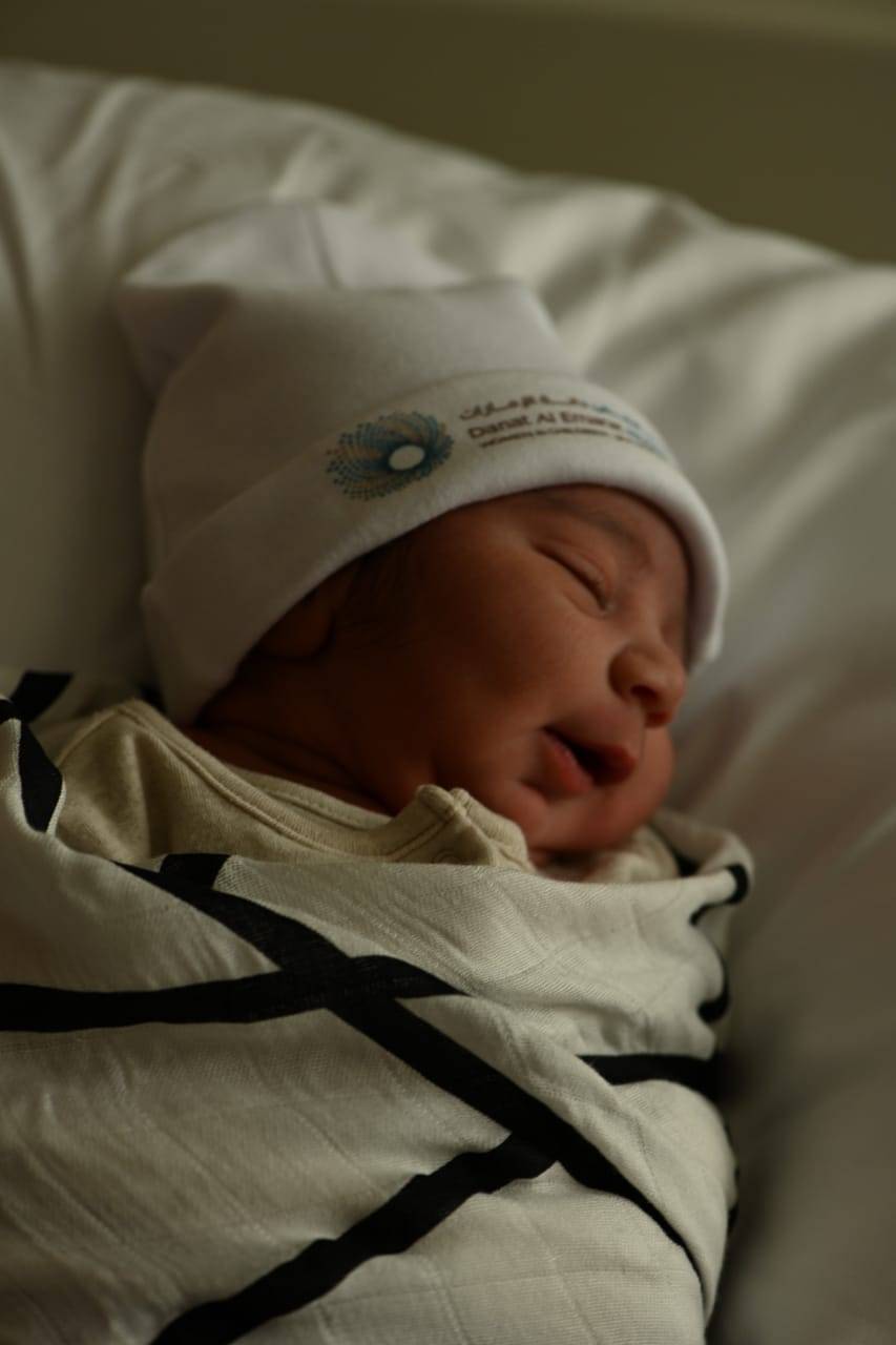 4 مواليد بمستشفى دانة الامارات في الساعات الاولى من عيد الفطر و6 مواليد في آخر أيام الشهر الفضيل