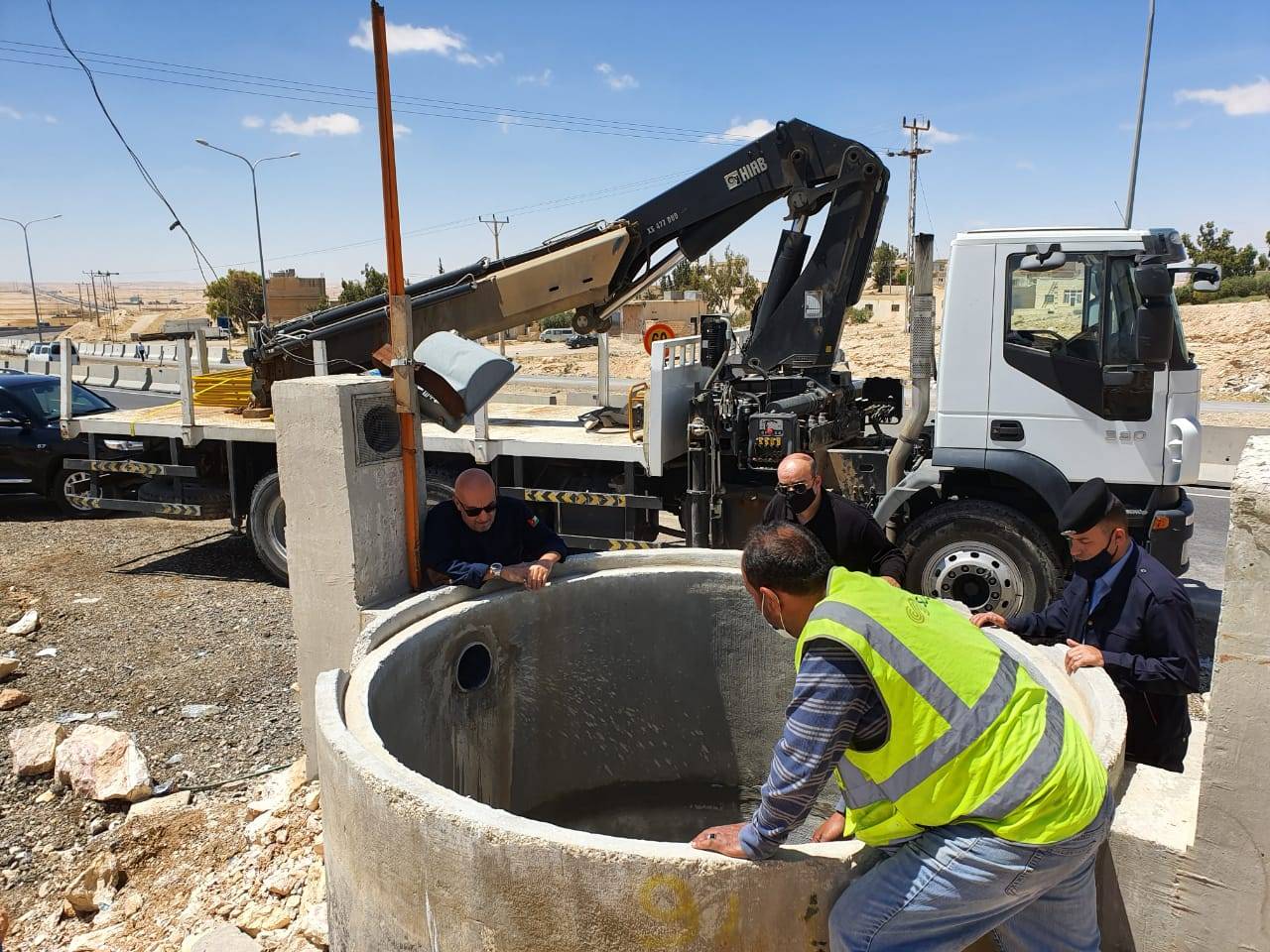 ابو السعود يشرف على اصلاح الديسي ويدعو لإجراءات رادعة لكل من يعتدي على مصادر المياه