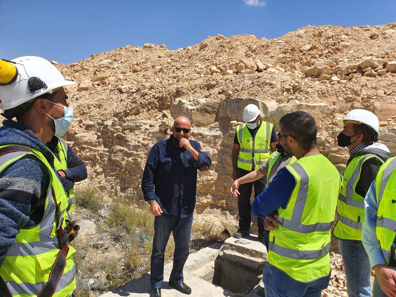 ابو السعود يشرف على اصلاح الديسي ويدعو لإجراءات رادعة لكل من يعتدي على مصادر المياه