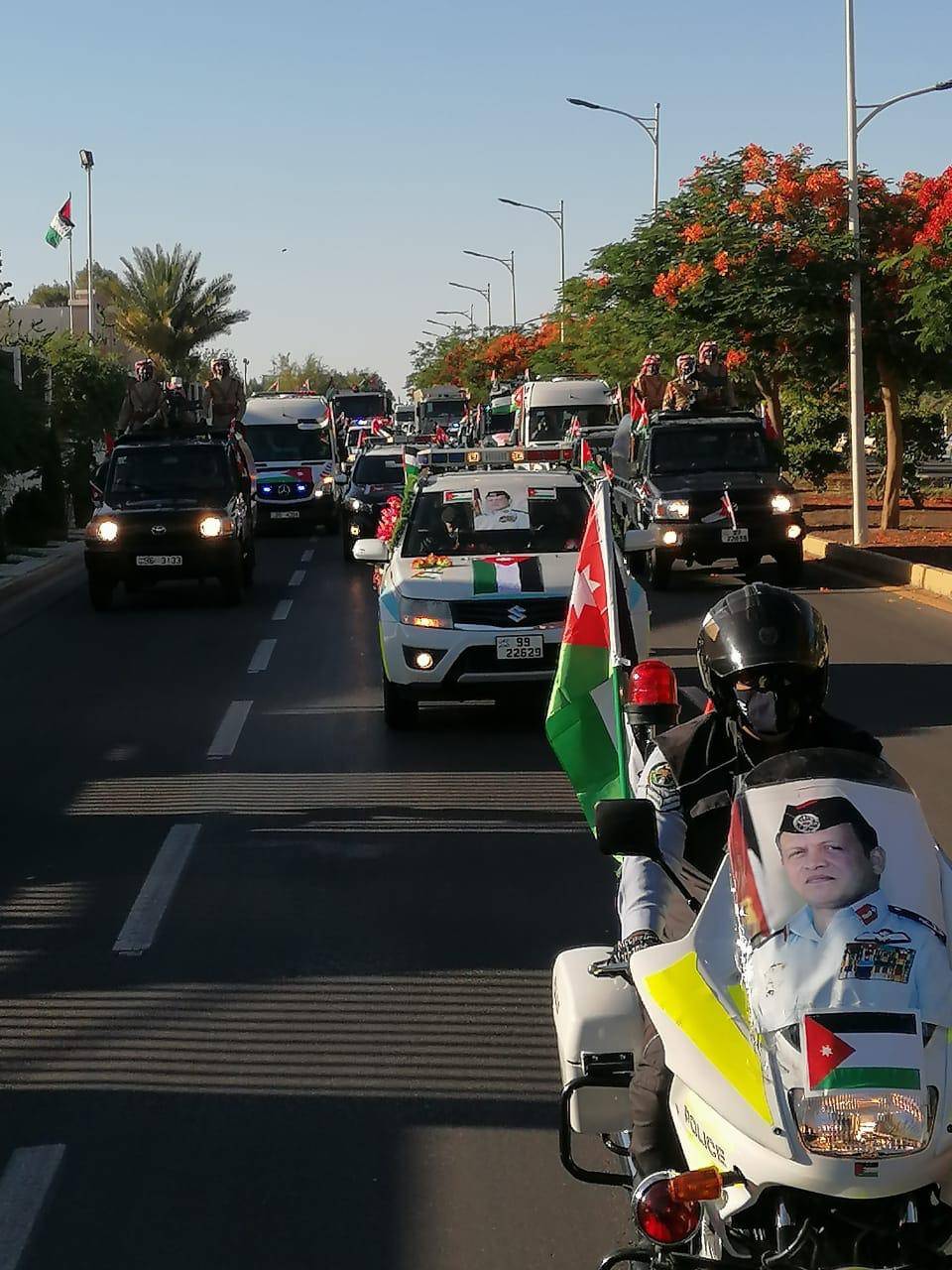 مواكب القوات المسلحةالاردنية والامن العام تنطلق احتفالا بمناسبة الاستقلال 74 .. فيديو وصور