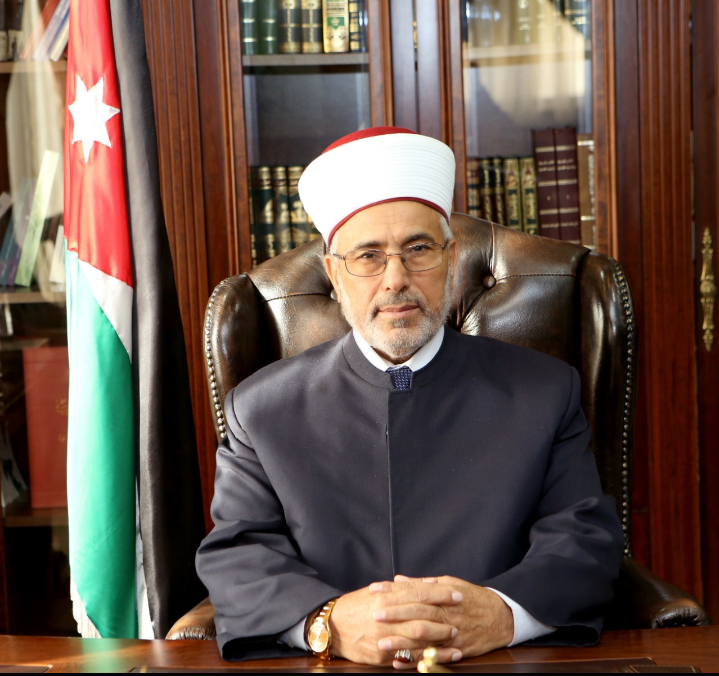 قاضي القضاة يتفقد سير العمل في محاكم جرش وعجلون الشرعية