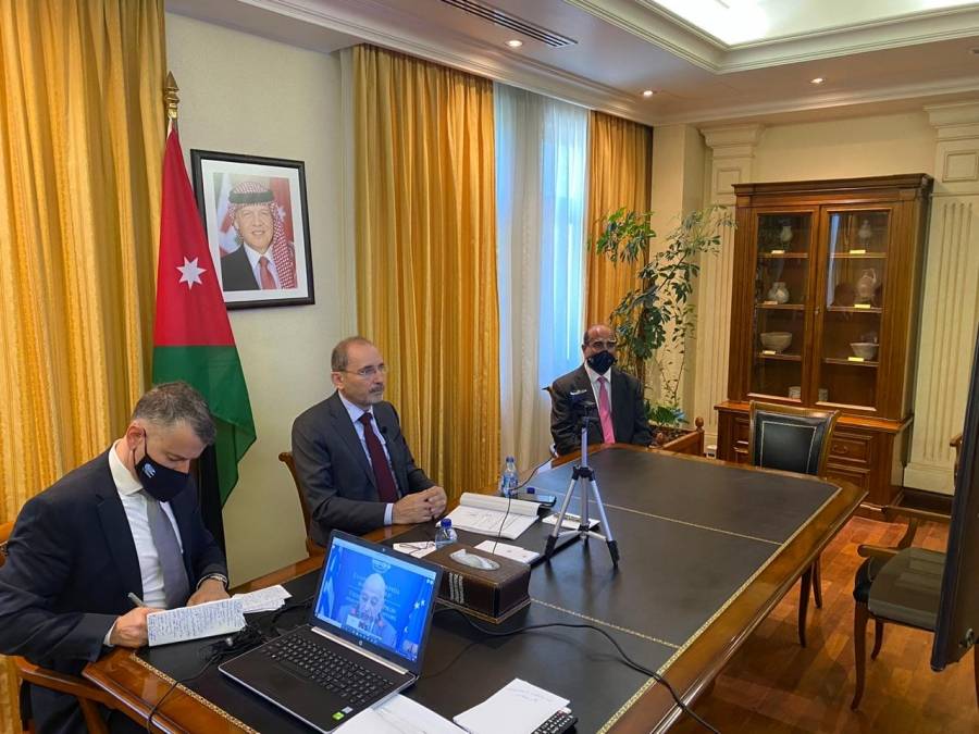 الصفدي يعقد اجتماعا مع وزراء خارجية اليونان وقبرص في إطار آلية التعاون الثلاثي