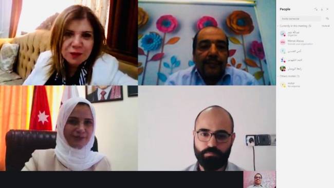 كلية الصيدلة في جامعة الإسراء تناقش رسالة الماجستير الرابعة عن بعد