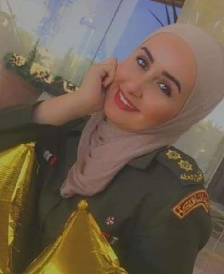 تهنئة للدكتورة لبنى حسن الحنيطي بمناسبة الترفيع لرتبة ملازم أول في الخدمات الطبية الملكية