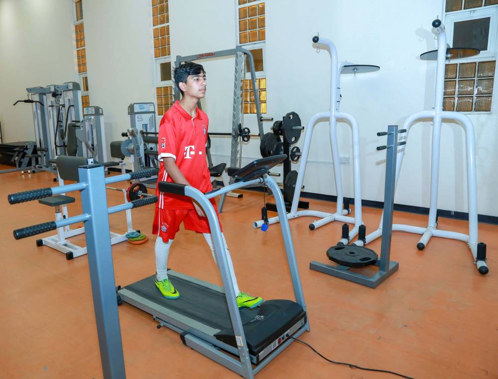 ناشئة الشارقة تنظم عدداً من البرامج الافتراضية المنوّعة  لتنمية مهارات منتسبيها