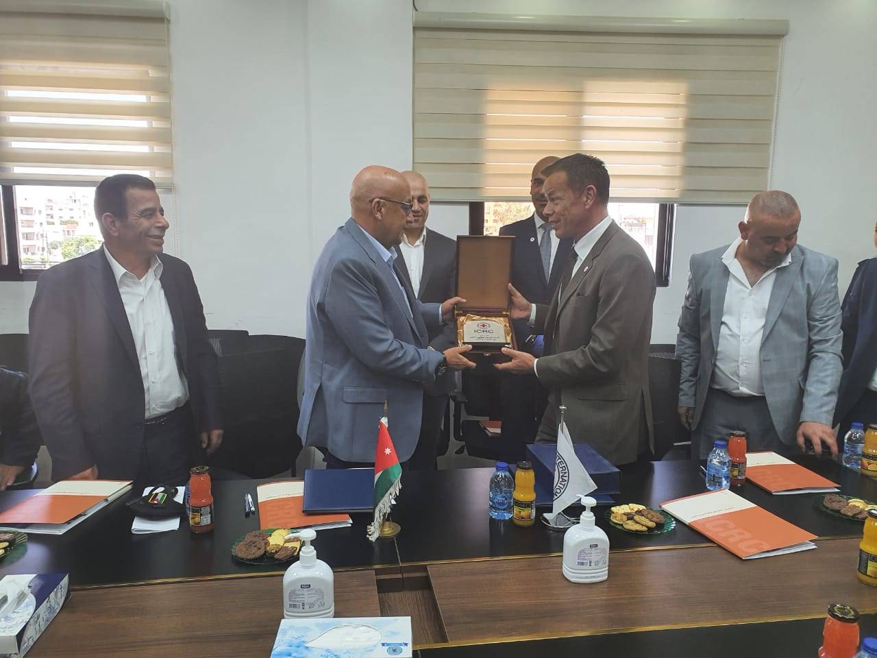 وزارة المياه والري:اتفاقية مع الصليب الاحمر بقيمة 2 مليون فرنك سويسري لتعزيز التزويد في الشمال