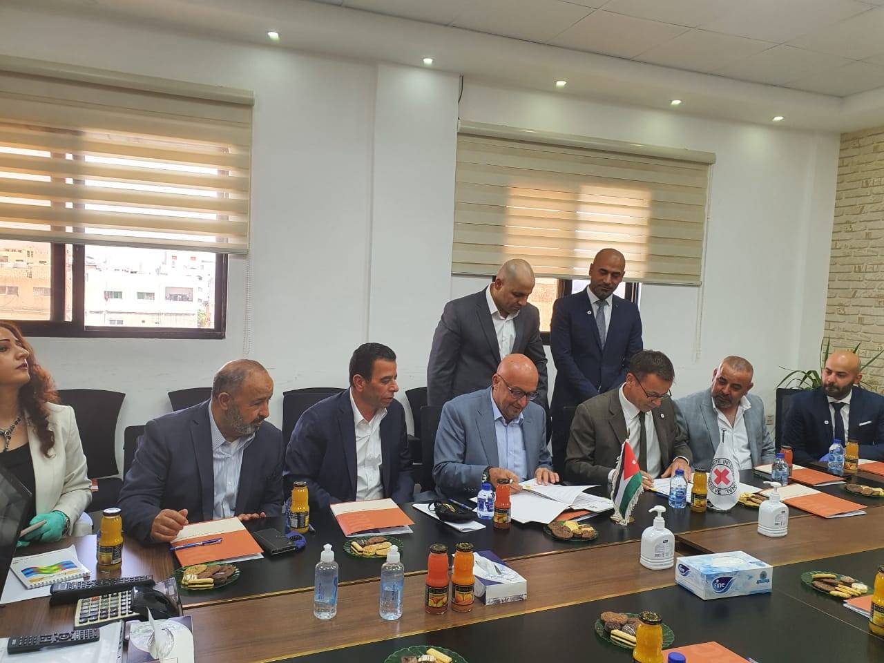 وزارة المياه والري:اتفاقية مع الصليب الاحمر بقيمة 2 مليون فرنك سويسري لتعزيز التزويد في الشمال