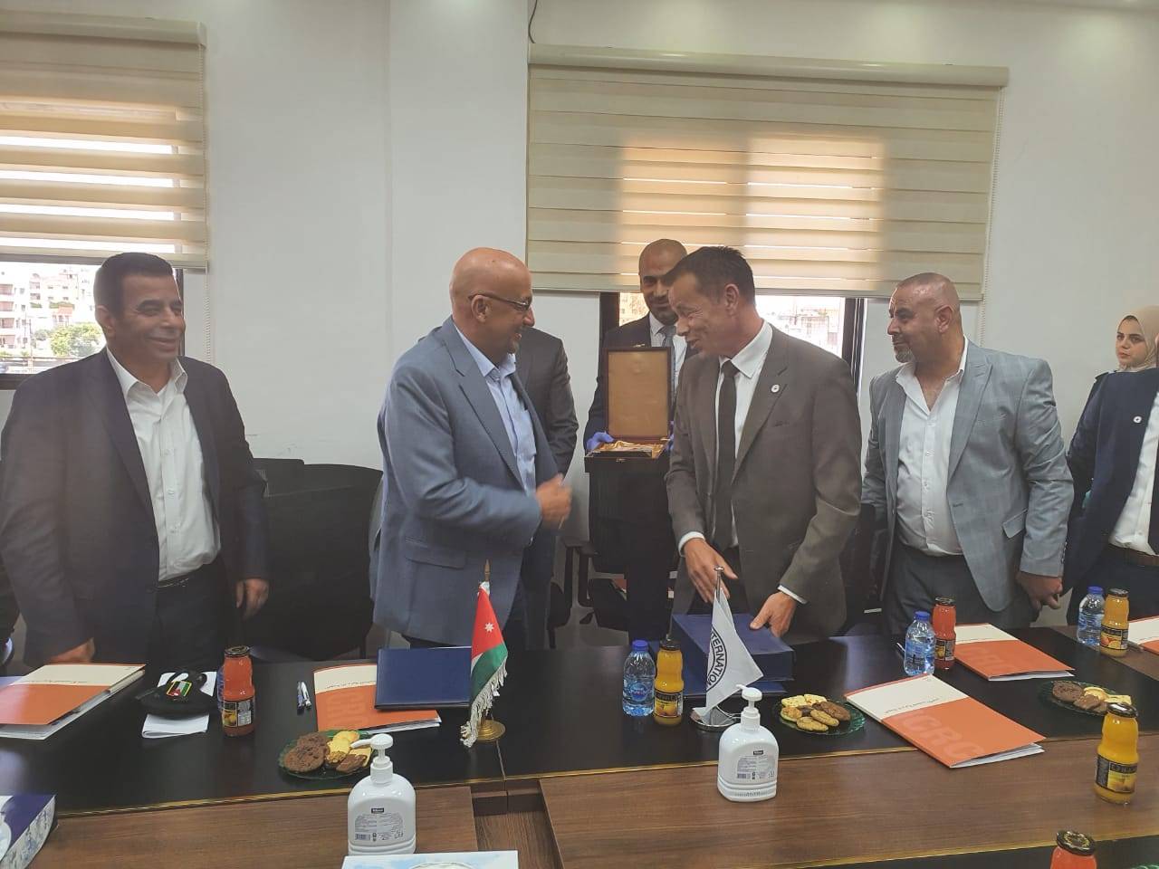 وزارة المياه والري:اتفاقية مع الصليب الاحمر بقيمة 2 مليون فرنك سويسري لتعزيز التزويد في الشمال