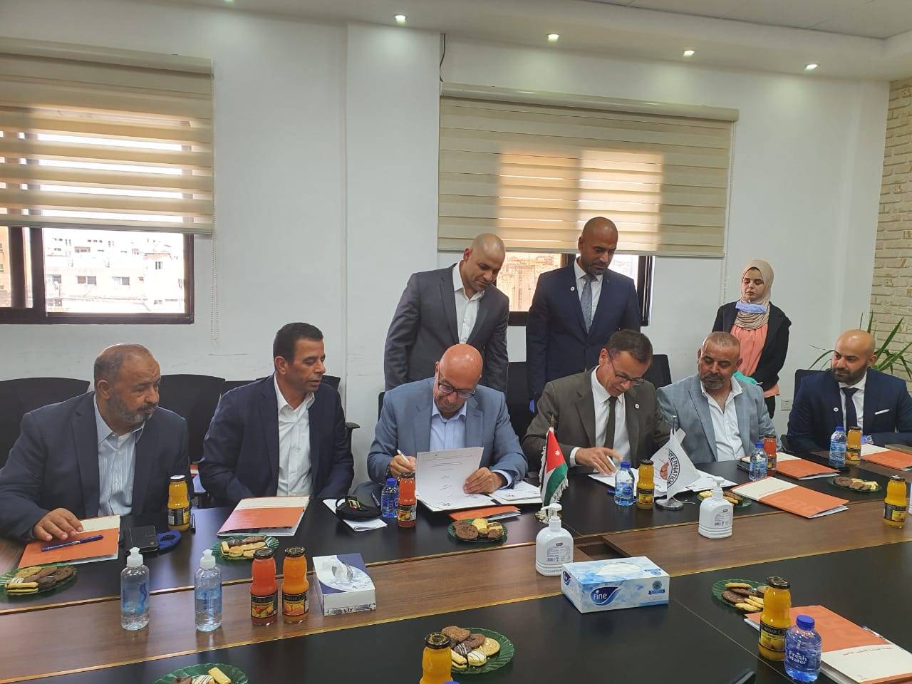 وزارة المياه والري:اتفاقية مع الصليب الاحمر بقيمة 2 مليون فرنك سويسري لتعزيز التزويد في الشمال