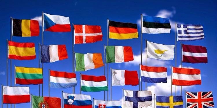 الدول الاوروبية تقرر تخفيف بعض قيود السفر من وإلى الخارج