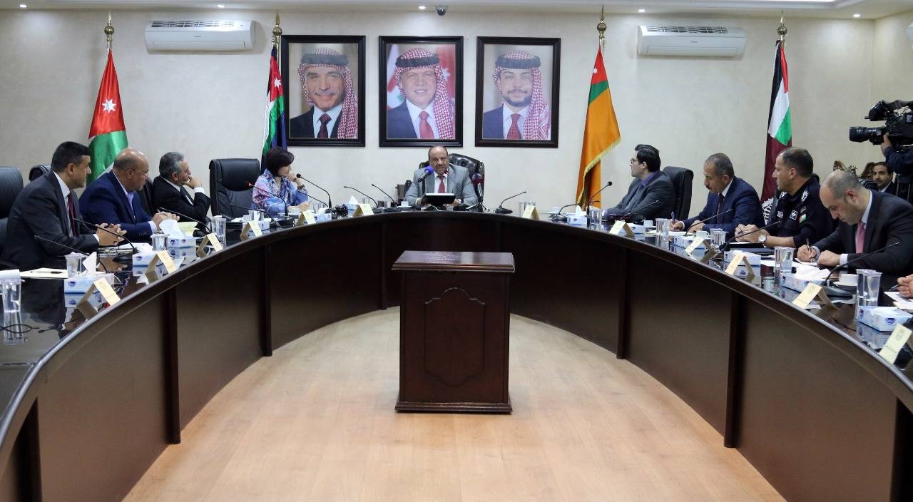 وزير الداخلية يرأس اجتماع اللجنة الوزارية لتطوير منتج سياحي متكامل