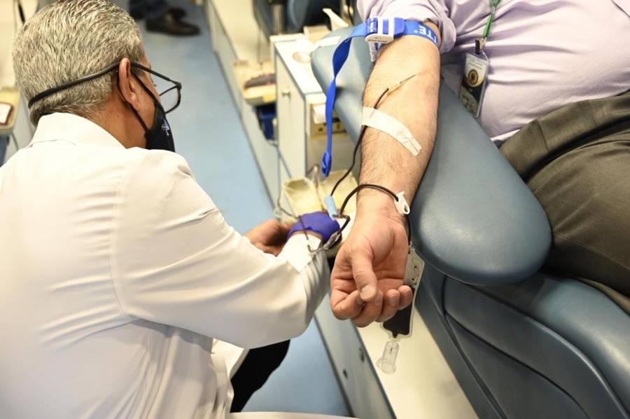 حملة للتبرع في الدم بالتعاون بين مستشفى الكندي وبنك الدم .. تزامناً مع اليوم العالمي للتبرع بالدم