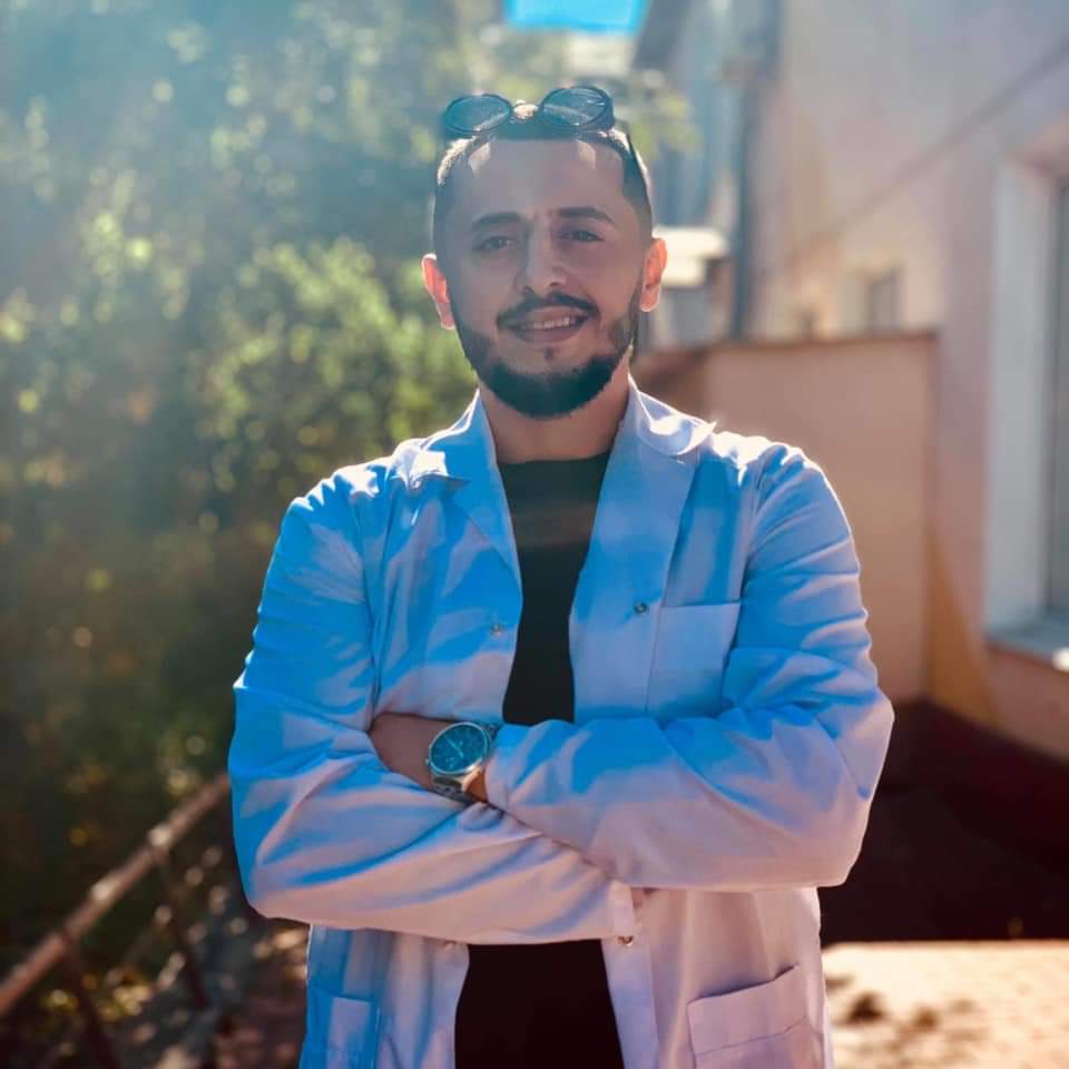 سما الحياة للتدريب والتطوير تهنئ رئيس بلدية الزرقاء المهندس عماد المومني بتخرج نجله 