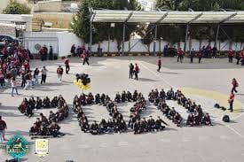 الأميرة سمية الحسن ترعى حفل تخريج طلبة الثانوية العامة بمدرسة لاتين الفحيص عن بعد