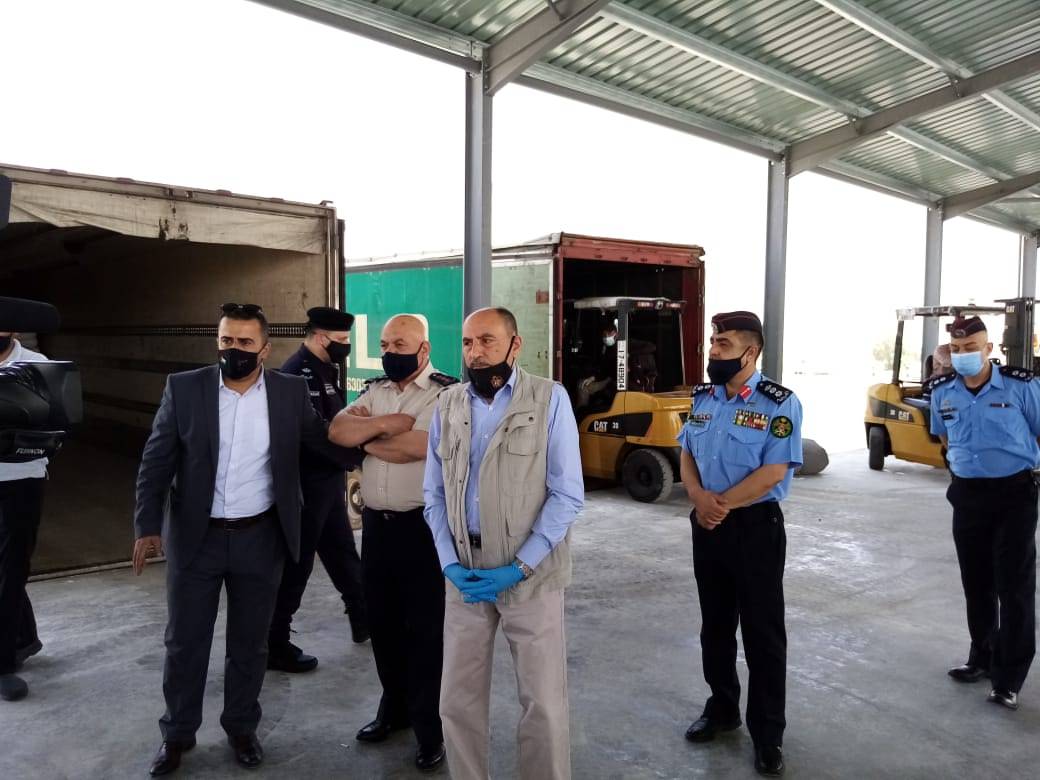 وزارة الأشغال العامة تنجز مشروع ساحة المناولة بين الشاحنات في جمرك العمري بزمن قياسي