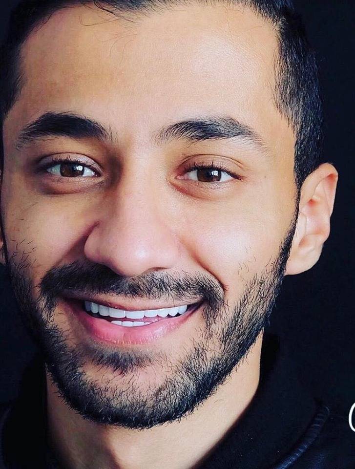 عبدالله البداد يوقع عقدا في دبي لصالح شركة tunes arabia