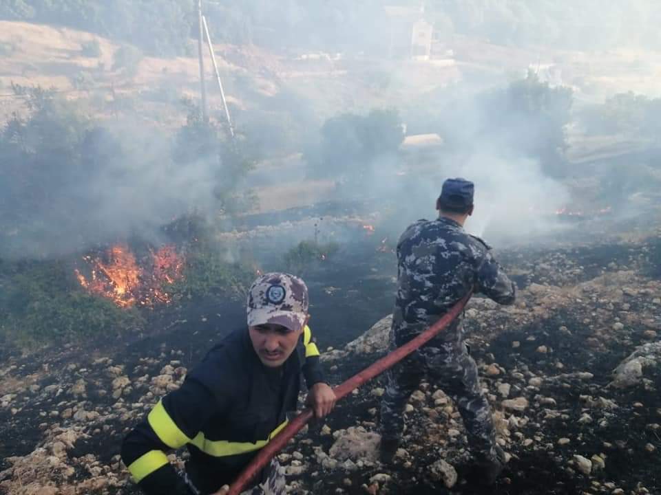 الدفاع المدني يتعامل مع أربعة حرائق مختلفة في محافظتي إربد وعجلون