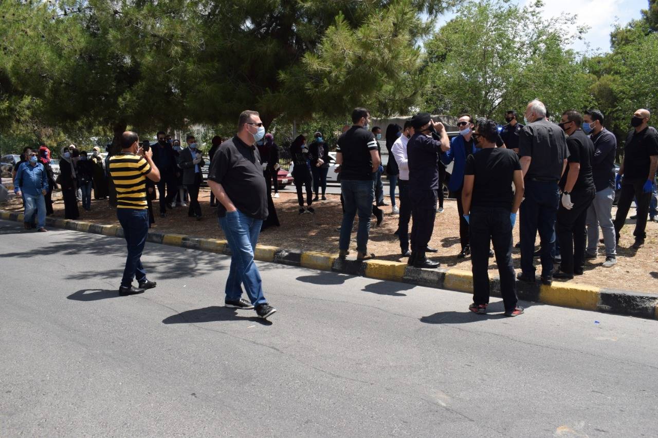 وقفة احتجاجية لأصحاب صالات الأفراح والمناسبات