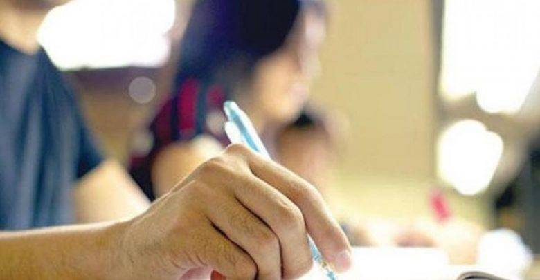 وزير التربية يكشف عن طبيعة الأسئلة وأنماطها بامتحان التوجيهي