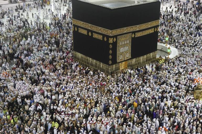 وزير الأوقاف يؤكد عدم تسيير بعثات حج أردنية لهذا العام