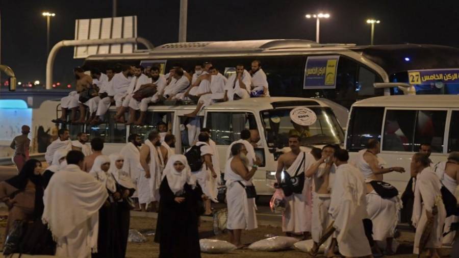 الأوقاف تعيد رسوم التسجيل للحج بعد اقتصاره على مقيمي السعودية .. تفاصيل