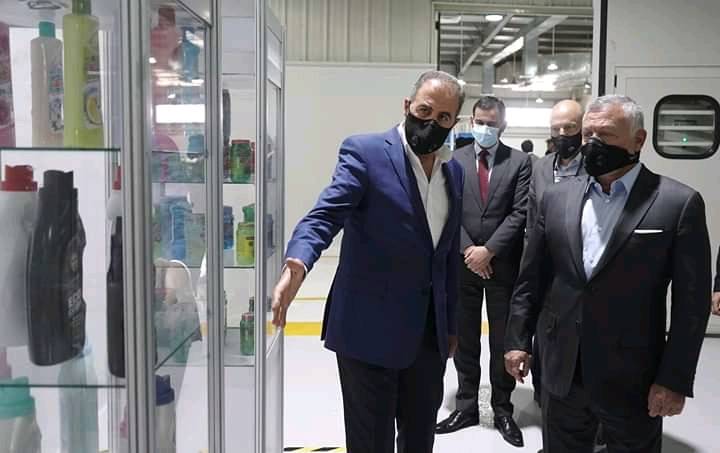 الملك يؤكد اهمية تطوير القطاع الصناعي لدعم الاقتصاد الوطني وتوفير فرص العمل