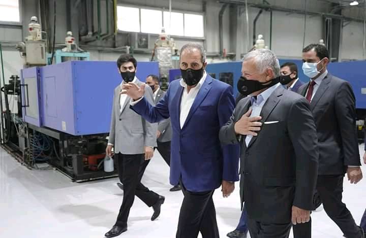 الملك يؤكد اهمية تطوير القطاع الصناعي لدعم الاقتصاد الوطني وتوفير فرص العمل