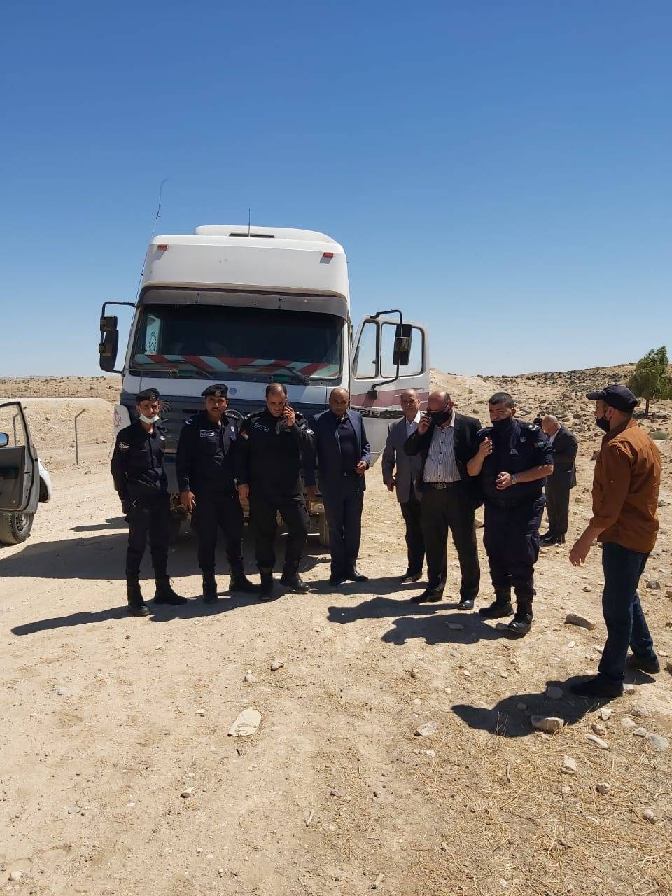 وزارة المياه والري : ضبط شاحنة جديدة محملة بالبازلت المستخرج بطريقة مخالفة في الهاشمية