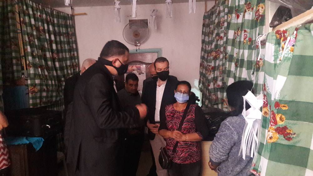 زيارة مفاجئة لوزير العمل لمصنعين بالكرك