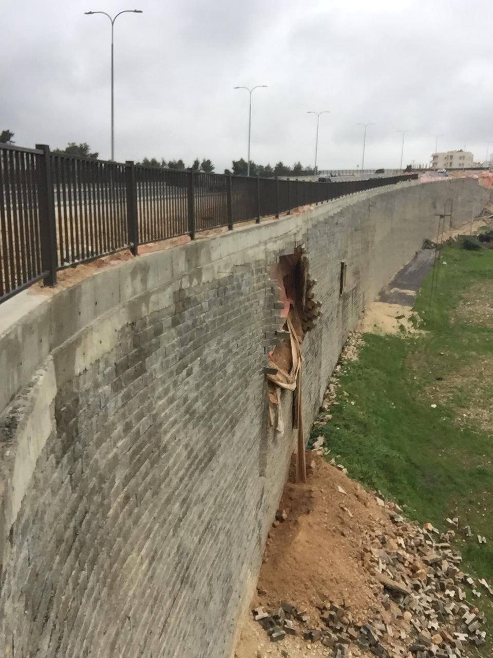 بالصور .. توضيح حكومي بشأن الأوامر التغييريّة والأعمال الإضافيّة على العطاءات الحكوميّة