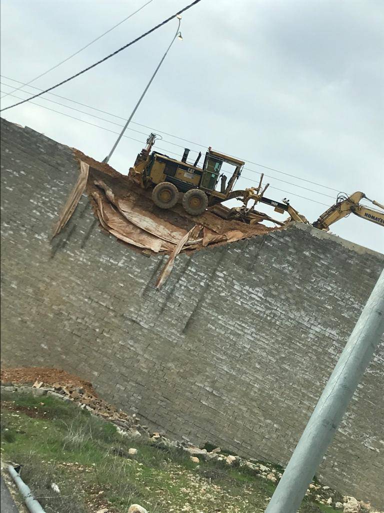 بالصور .. توضيح حكومي بشأن الأوامر التغييريّة والأعمال الإضافيّة على العطاءات الحكوميّة