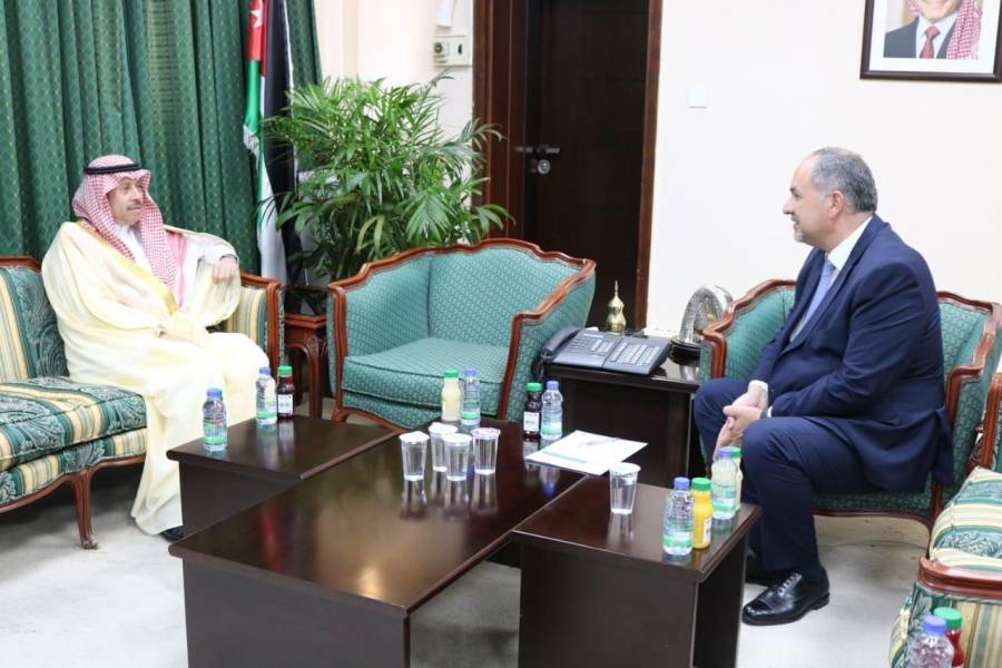 وزير العدل يستقبل السفير السعودي لدى الأردن