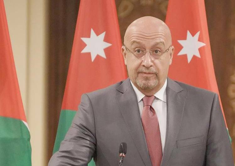 وزير المياه والري : مشروع للابار الصحراوية بالجفر لتوفير المياه وبناء مظلات على الطاقة الشمسية