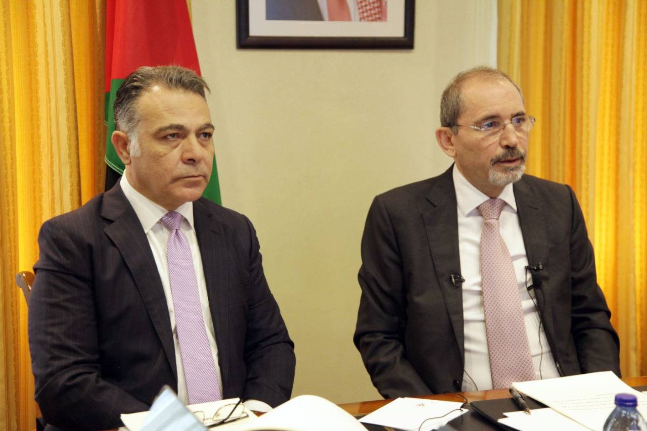 وزير الخارجية ووزير التخطيط يشاركان في مؤتمر بروكسل (٤)