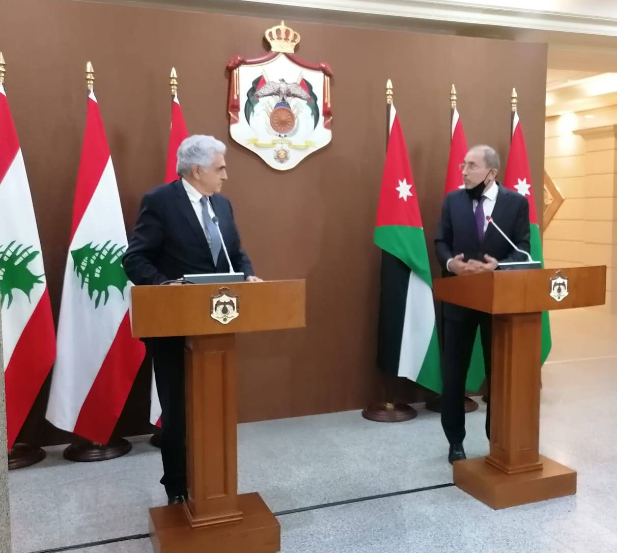الصفدي يستقبل وزير خارجية الجمهورية اللبنانية