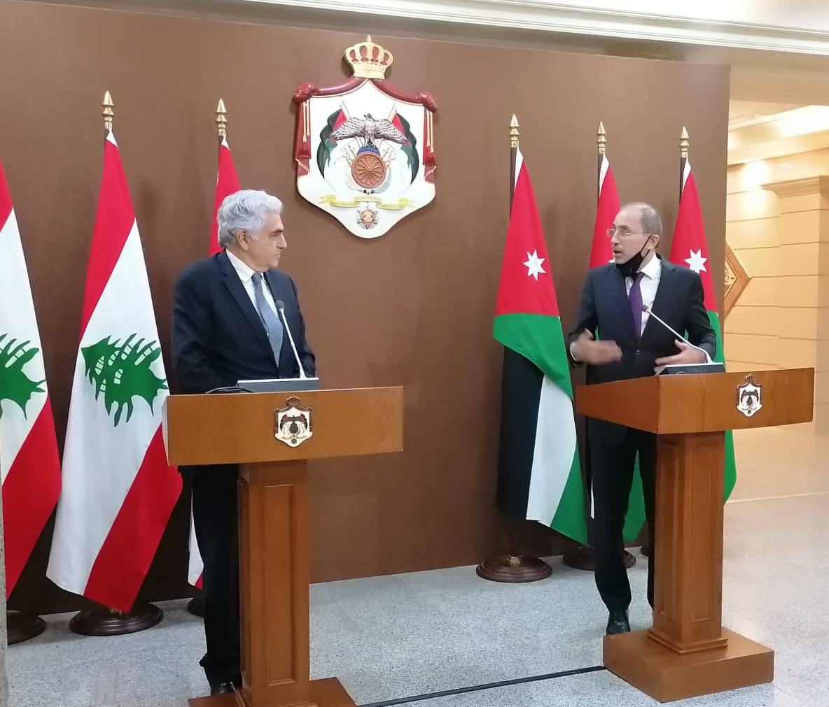 الصفدي يستقبل وزير خارجية الجمهورية اللبنانية