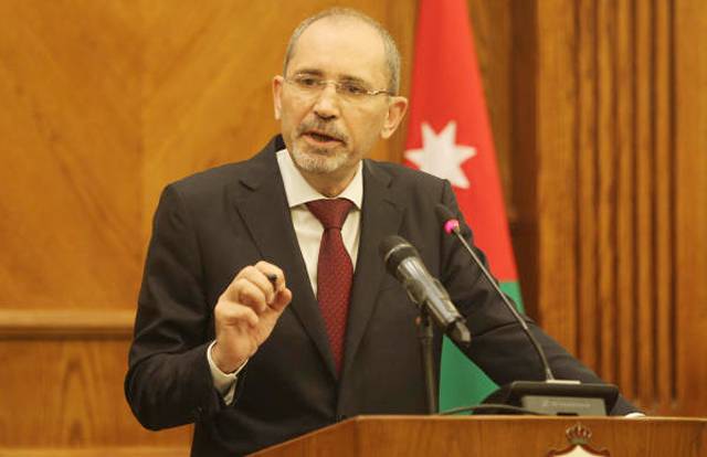 الصفدي يستعرض مع وزير خارجية الصين الشعبية الاستعدادات للدورة التاسعة للاجتماع الوزاري لمنتدى التعاون العربي الصيني