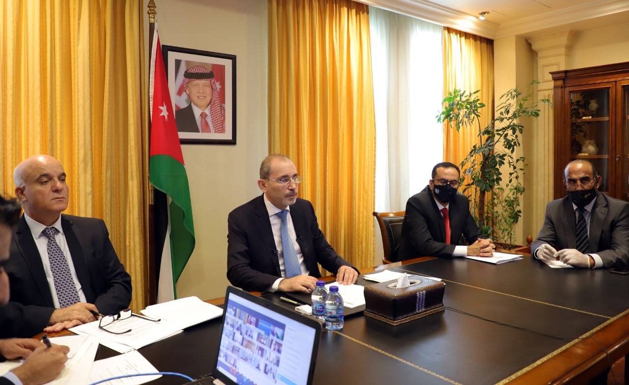 الصفدي ووزير خارجية الصين الشعبية يترأسان الدورة التاسعة للاجتماع الوزاري لمنتدى التعاون العربي – الصيني