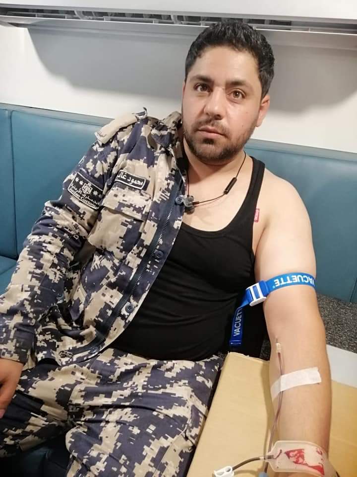 الجمارك الأردنية تنظم حملة للتبرع بالدم .. صور