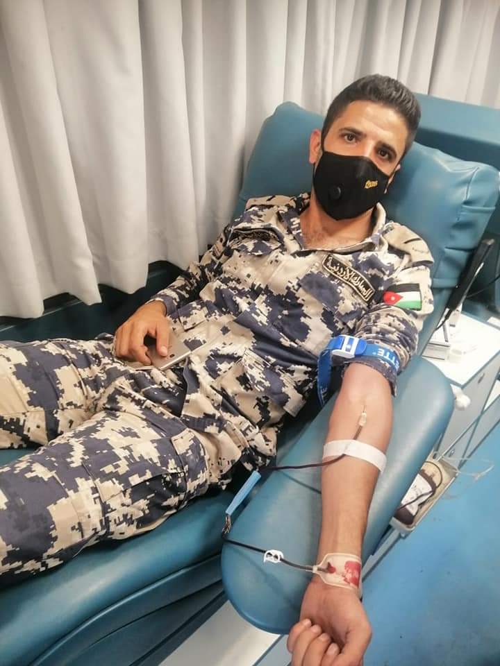 الجمارك الأردنية تنظم حملة للتبرع بالدم .. صور