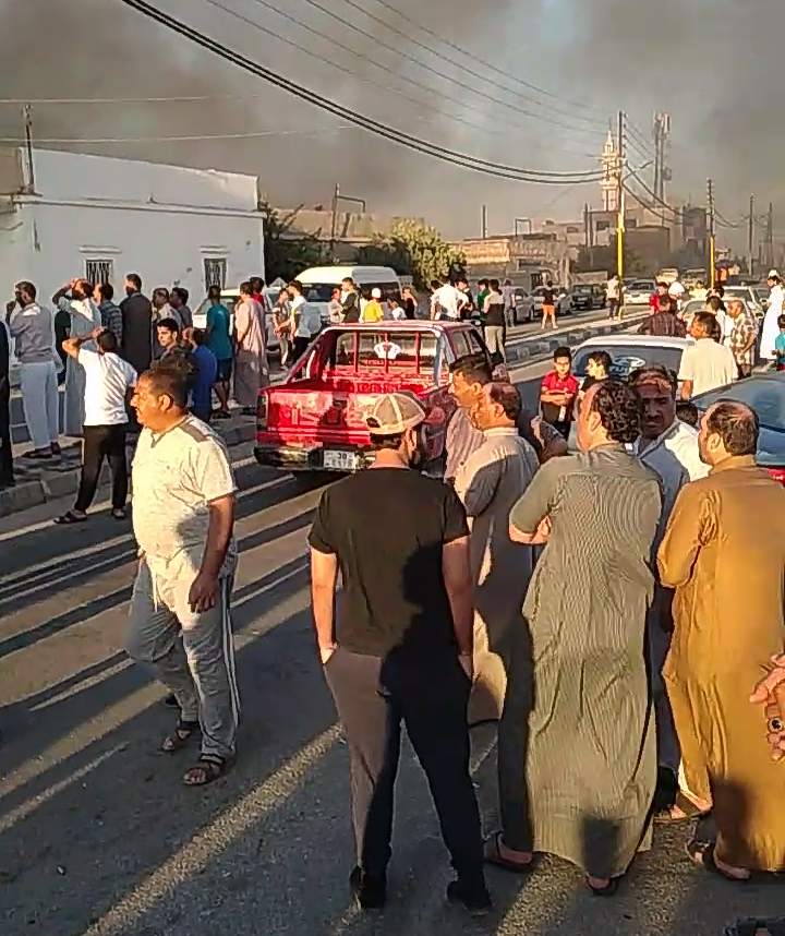 أعمال شغب وحرق منازل ومركبات إثر وفاة شخص بمشاجرة في منطقة الحمراء بالمفرق .. فيديو