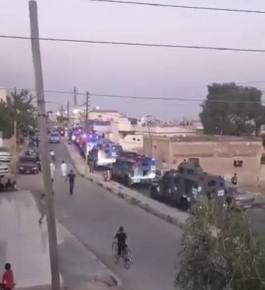 أعمال شغب وحرق منازل ومركبات إثر وفاة شخص بمشاجرة في منطقة الحمراء بالمفرق .. فيديو