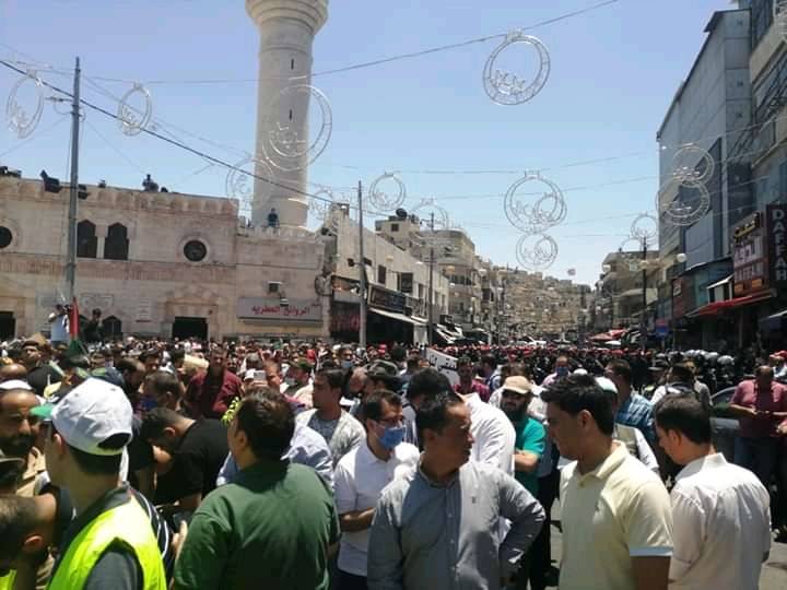 انطلاق مسيرة من أمام المسجد الحسيني لرفض قرار الضم الإسرائيلي .. فيديو