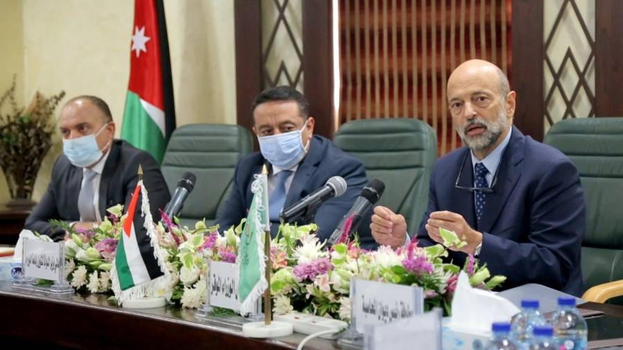 رئيس الوزراء يزور ديوان المحاسبة ويشدد على أهمية دوره في حماية المال العام