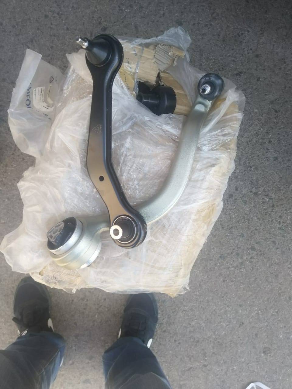 الجمارك تضبط شاحنة تحمل بضائع مهربة