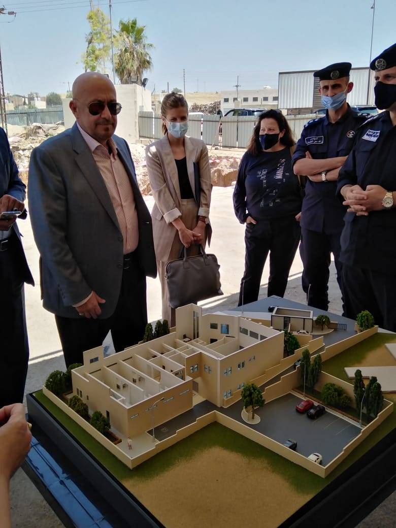 وزير المياه والري ومديرة الوكالة الالمانية يضعان حجر الاساس لمركز التدريب المائي الاقليمي الحديث